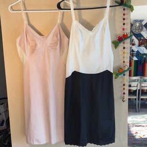 EUC VINTAGE VAN RAALTE AND BLUSH/CREAM COLORED STRAPLESS ADJUSTABLE STRAP SLIP D